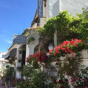 Le Mediterranee Hotel